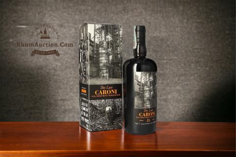 Last Caroni on Oak table